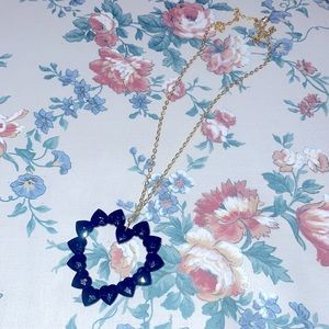 - acrylic black heart long necklace 20 inches new